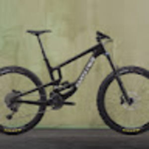 Meet your Posher, Theo